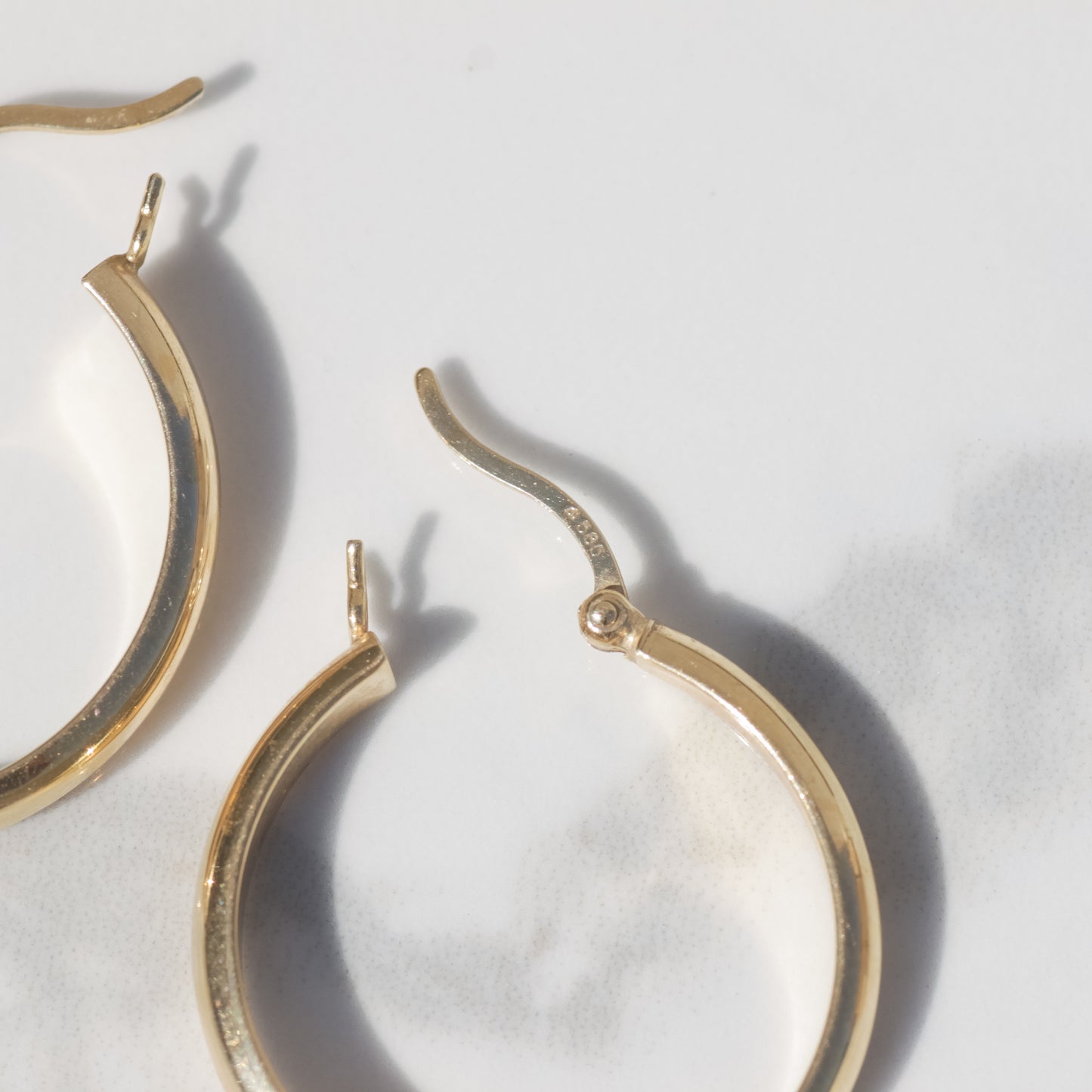 Estate Tube Hoop Earrings 1" 14k