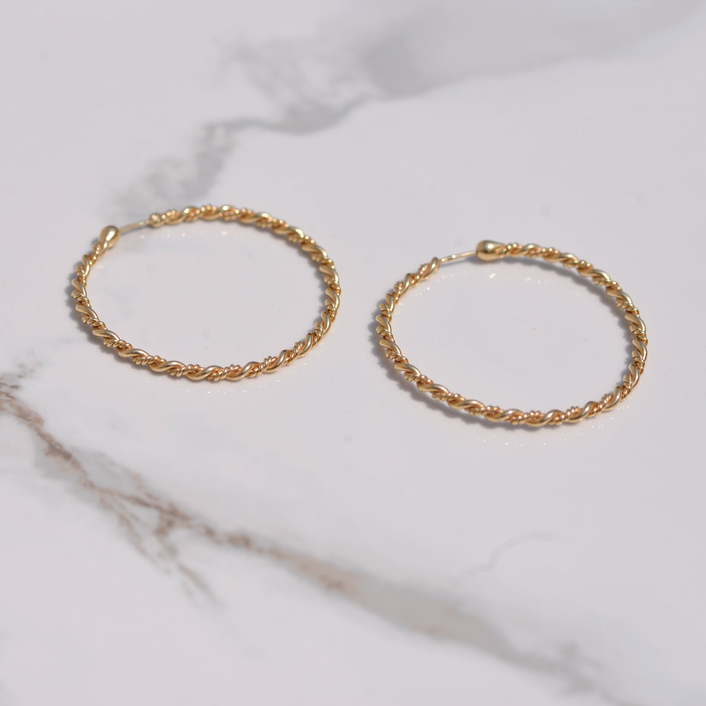 Vintage Twisted Hoop Earrings 1.5" 14k