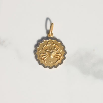 Vintage Cancer Crab Zodiac Charm 18k