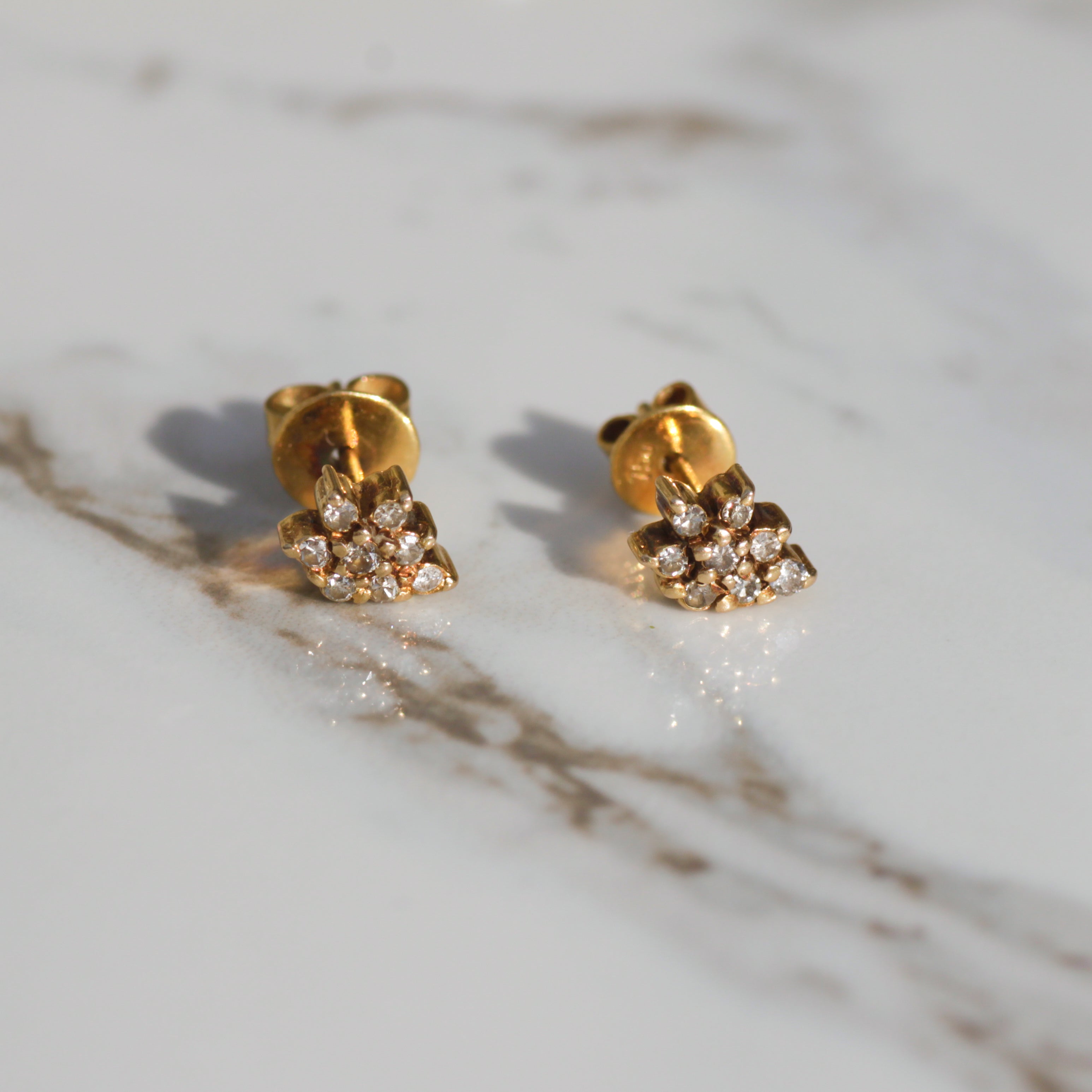 Vintage Diamond Cluster Stud Earrings 18k Gold