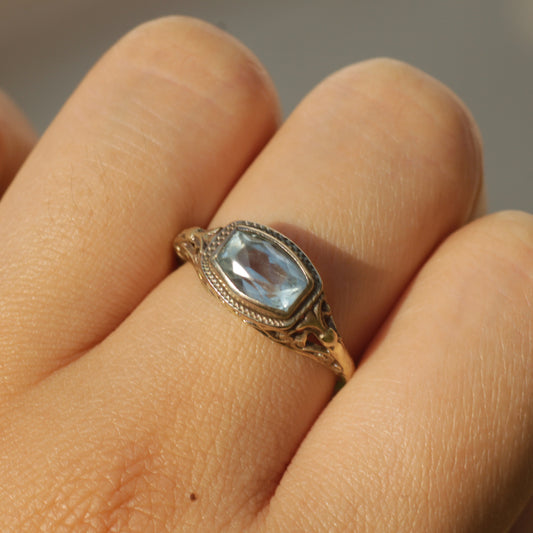 Vintage Edwardian Style Filigree Aquamarine Ring 14k
