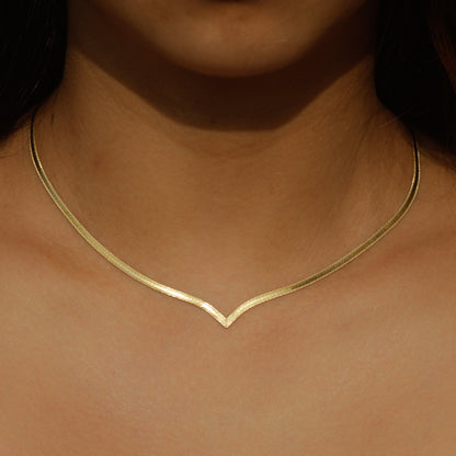 Vintage V Patterned Herringbone Choker 16.5" 14k Gold