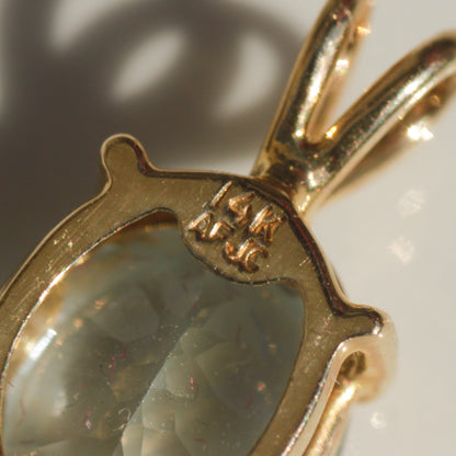 Vintage Oval Aquamarine Pendant 14k