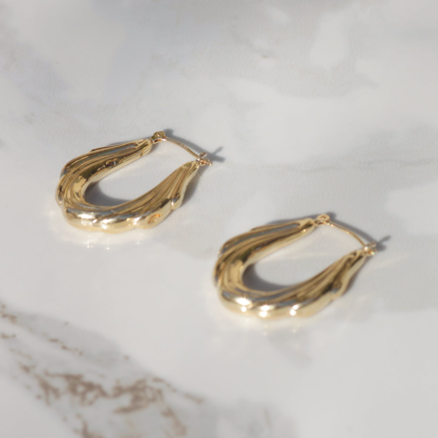 Vintage Puffy Hoop Earrings 14k