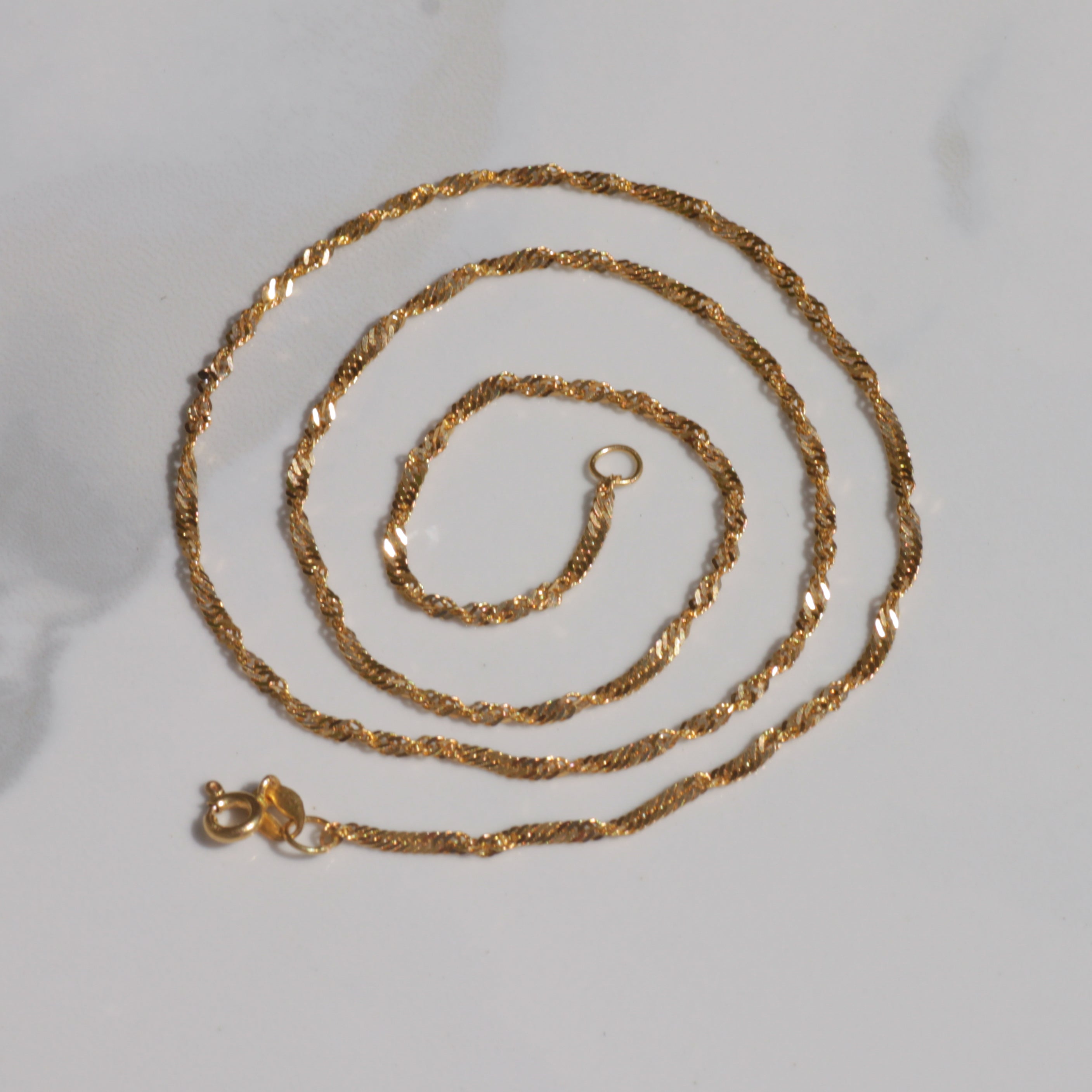 Vintage 2.1 mm Singapore Chain 19.25" 21k Gold