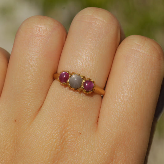 Vintage Ruby + Star Sapphire Cabochon Ring 18k Gold Size 5