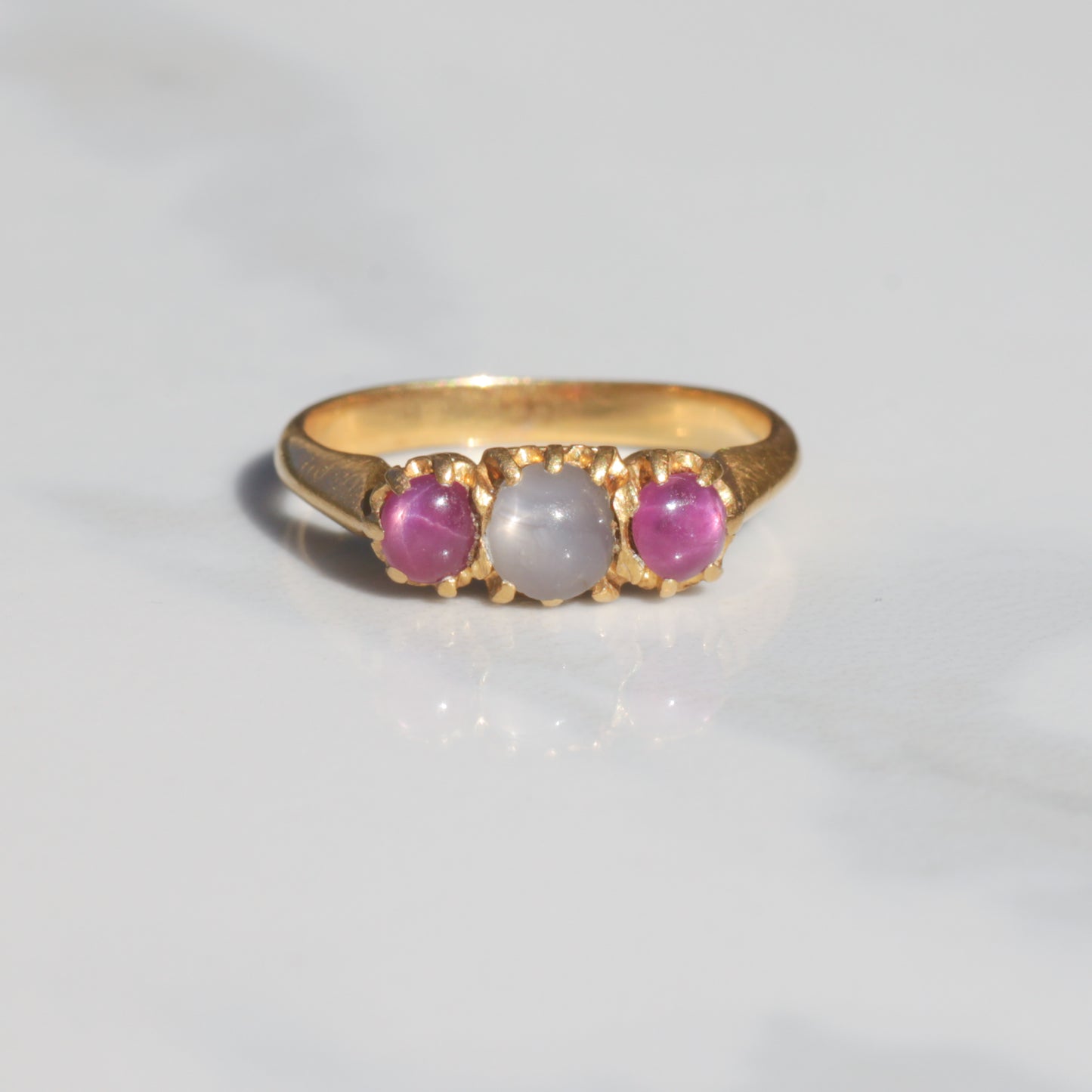 Vintage Ruby + Star Sapphire Cabochon Ring 18k Gold Size 5